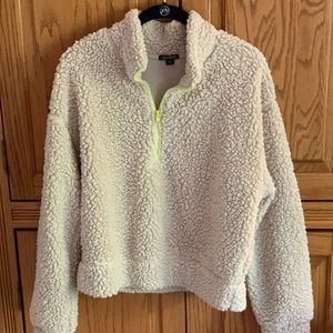 Quarter Zip Pullover
